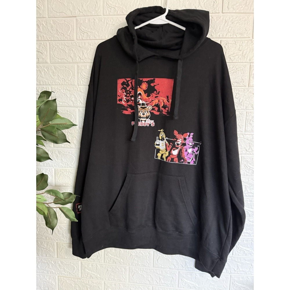Five Nights at Freddys Hoodie Mens XL Black Pullover Oversized Graphic Hoodie